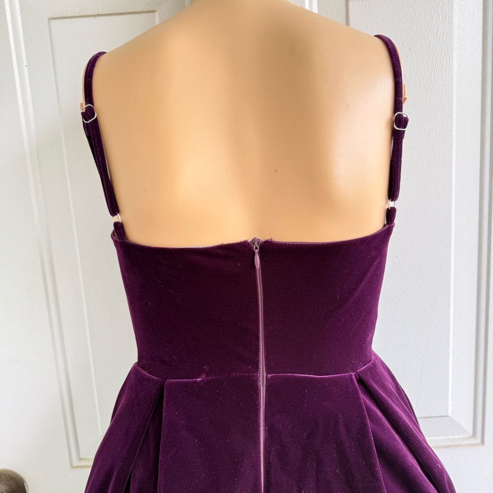 Fashion Nova Julia Velvet Midi Dress - Plum - Picture 5 of 15